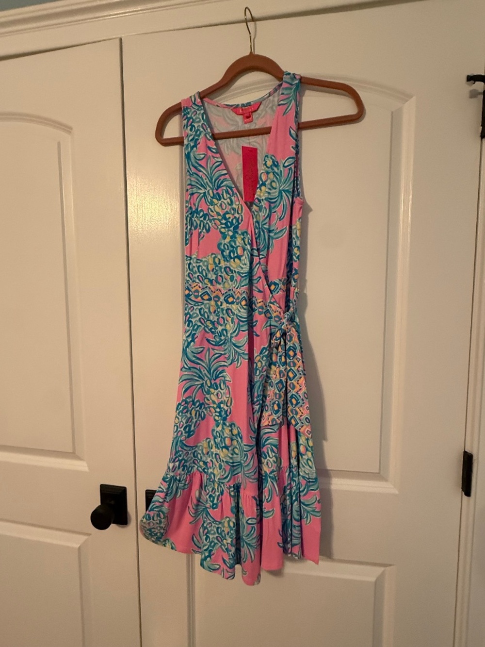 NWT Lilly Pulitzer Sleeveless Misha Wrap Dress Pelican Pink Beat The Heat Size M